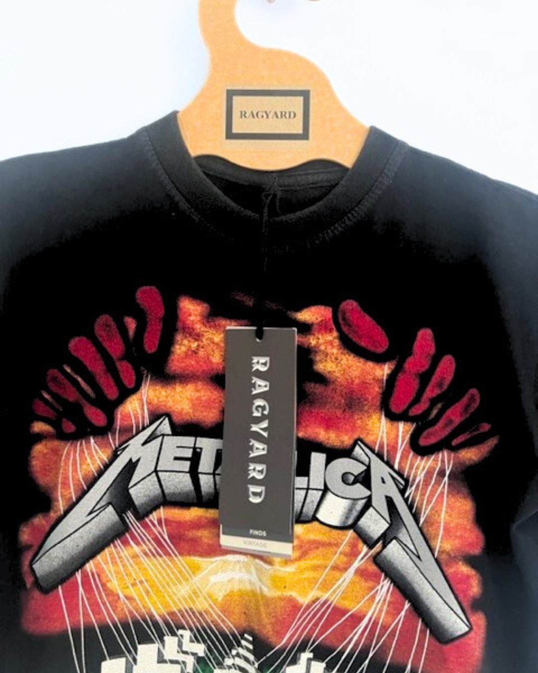 Vintage METALLICA Band T-shirt with Patchwork band tee back