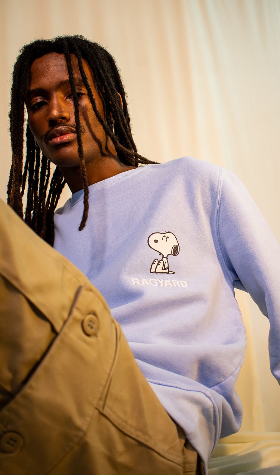 Levi's peanuts sweatshirt sale